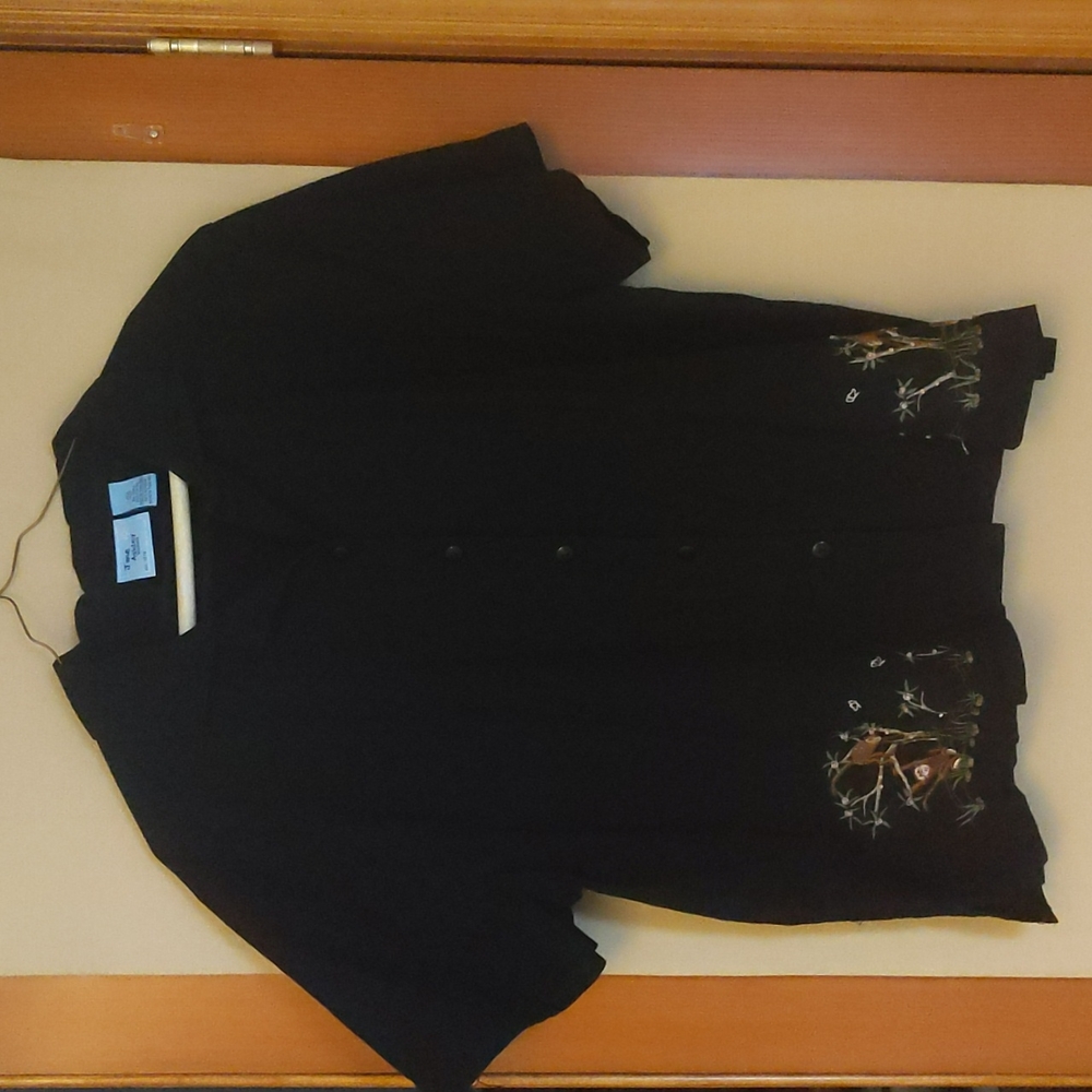 Great Looking Jane Ashly Woman VTG Embroidered Button Down 2X Shortsleeve Shirt